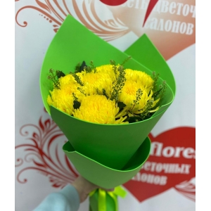 Купить букет из 7 хризантем Антонов с доставкой в Комсомольске-на-Амуре