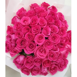 Купить розовые розы с доставкой в Комсомольске-на-Амуре