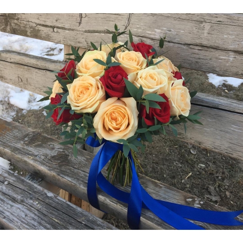Купить свадебный букет из роз в Комсомольске-на-Амуре